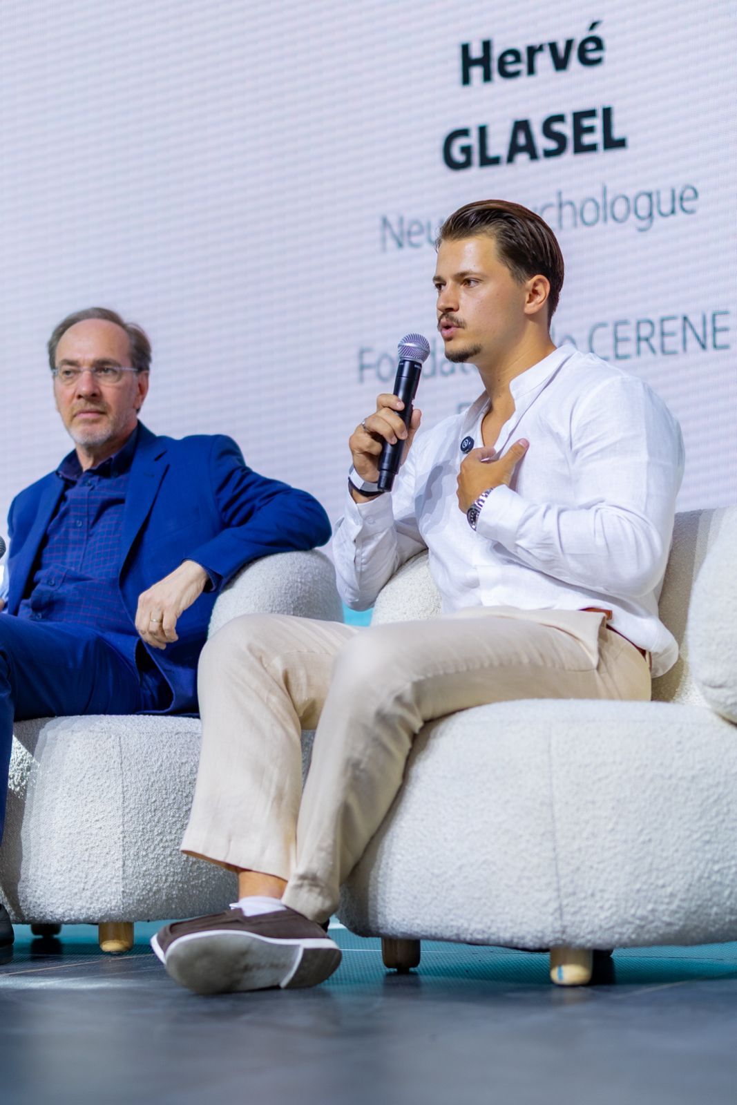 Oscar Langley et Hervé Glasel lors de la table ronde neuroinclusion du festival UNIQUES